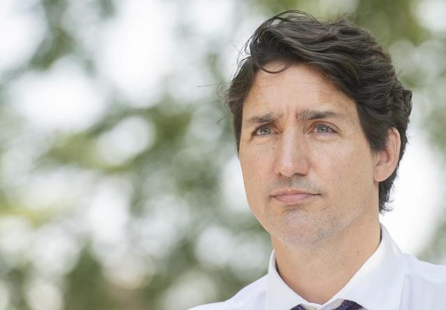 A re-elected Liberal government would introduce 10 days of paid sick leave for federally regulated workers: Justin Trudeau - https://cdn.connectfm.ca/B29DCBA3-A17F-4837-8820-7D19A8811741_Story1362218_1968382.jpg