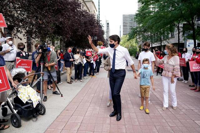 Poll shows slight Liberal lead - https://cdn.connectfm.ca/B3244D7E-85AD-400D-A824-62EC9ADB2471_Story1356487_1960167.jpg