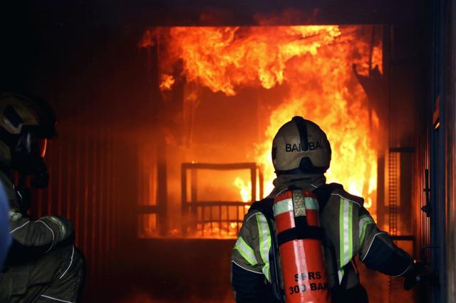 Church destroyed by fire in Surrey, B.C. - https://cdn.connectfm.ca/B3482998-5F08-4CB2-8680-4666848BC329_Story1308486_1892088.jpg