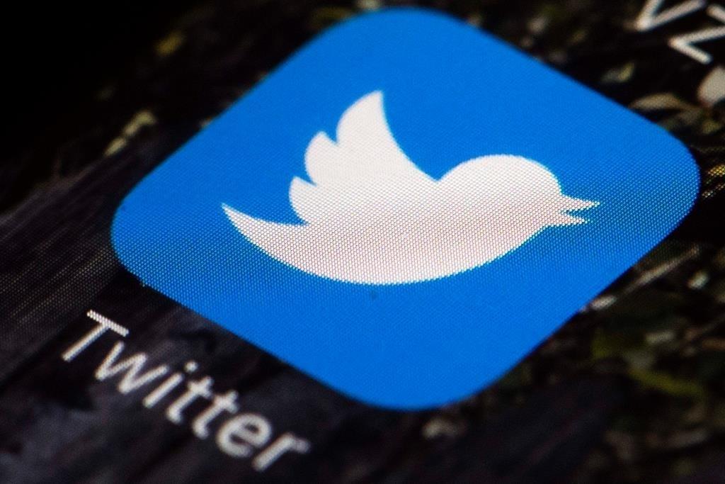 twitter-suspends-over-500-accounts-for-breach-of-policy-after-centres-legal-requests