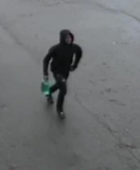 Help identify a suspect in a groping incident: Surrey RCMP - https://cdn.connectfm.ca/BE473D7D-6E97-4494-82D6-8ACF55DF2B91_Story2175625_3057119.jpg