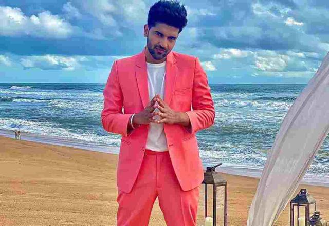Guru Randhawa, Sussanne Khan, Suresh Raina arrested in a raid  - https://cdn.connectfm.ca/BE65DFD2-042B-4DE6-8094-B8D990317688_Story964934_1395526.jpg