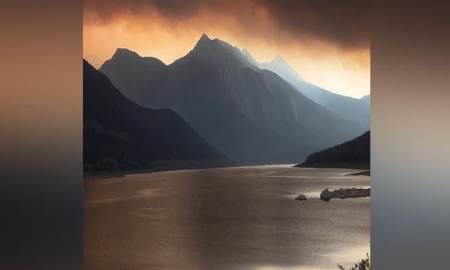 Backcountry campers not deterred by Jasper fire - https://cdn.connectfm.ca/Backcountry-campers.jpg