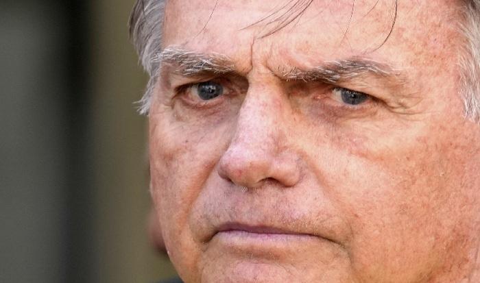 brazilian-police-accuse-ex-president-bolsonaro-of-planning-to-flee-to-argentina-seeking-asylum
