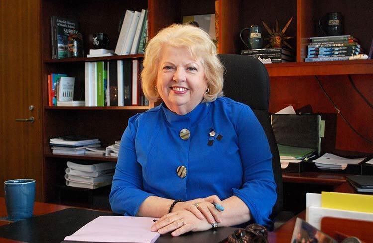 bc-government-suspends-surrey-police-board-appoints-new-administrator