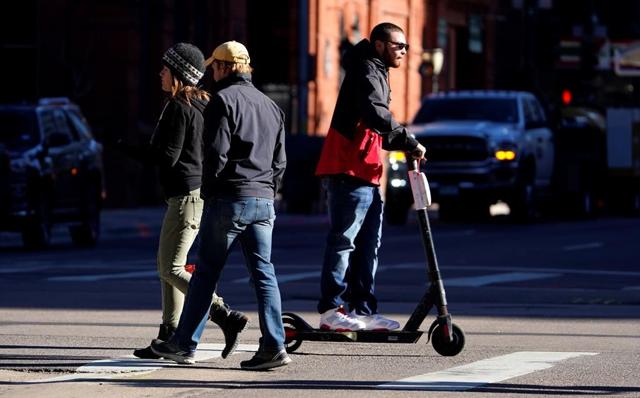 B.C. pilot study to allow electric kick scooters to operate legally in six cities - https://cdn.connectfm.ca/C294E339-51F1-4036-96EC-E177B9316AAB_Story1109467_1609351.jpg