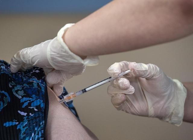 Health agency has no Moderna doses scheduled this week, with future amounts uncertain - https://cdn.connectfm.ca/C2C3DCB3-8D37-4BC8-AD89-93D21CE271C9_Story1038507_1505050.jpg