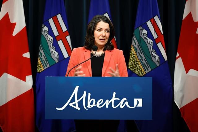 Alberta appoints oilpatch veterans to advise government on province's energy future - https://cdn.connectfm.ca/C442F33A-8D3D-486C-90D8-440A9B010A0D_Story2210061_3094161.jpg