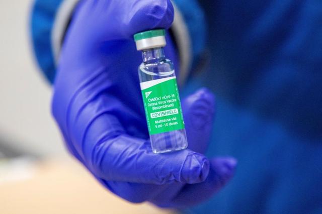 Trust in Oxford-AstraZeneca and Johnson & Johnson vaccine take a toll among Canadians: Survey - https://cdn.connectfm.ca/C470783D-E79E-4695-B0EB-0B45D526789F_Story1183967_1715745.jpg