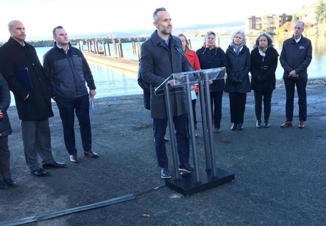 Former B.C. chamber CEO enters Liberal leadership contest, promises party restart - https://cdn.connectfm.ca/C4CF5ECF-377E-484D-94C2-849E6B7C52AF_Story1262545_1826572.jpg