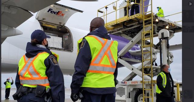 PM Trudeau tweets, the first doses of Moderna's COVID-19 vaccine have arrived in Canada - https://cdn.connectfm.ca/C9B1137C-4A6A-421B-8C89-29E40B4EE247_Story968212_1400424.jpg