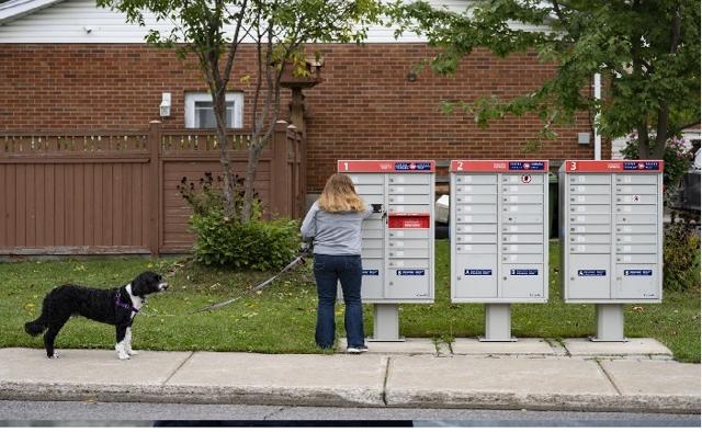 Mail delivery set to resume as Canada Post workers to switch to rotating strikes - https://cdn.connectfm.ca/CANADA-POST_2025-10-10-142437_nixp.jpg
