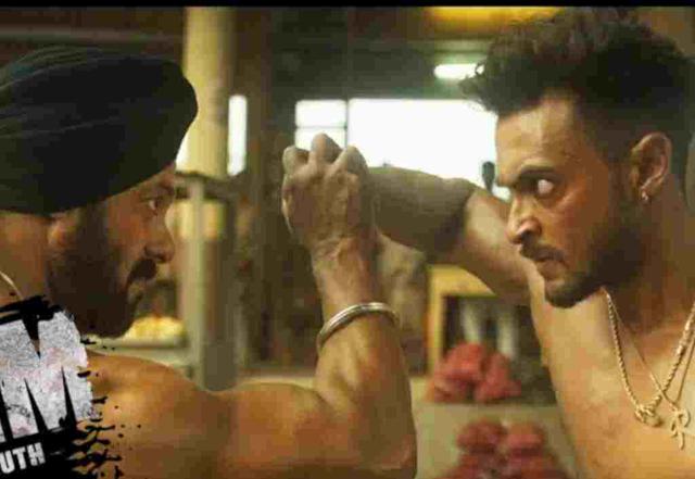 Salman and Aayush at loggerheads - https://cdn.connectfm.ca/CBE0AEEA-D22B-456A-B4DE-7D00E00BF356_Story963268_1393266.jpg