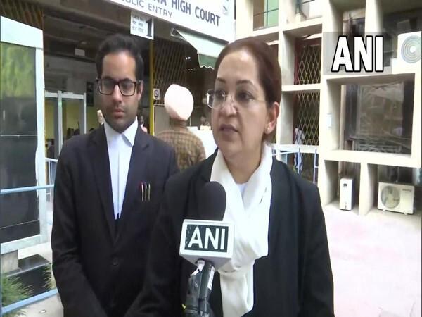 Punjab govt to restore security of 424 persons from June 7 - https://cdn.connectfm.ca/Counsel-to-OP-Soni-Advocate-Madhu-Dayal-in-Punjab-and-Haryana-HC_ANI.jpg
