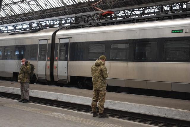 Ukraine appeals to Canada's rail manufacturers to repair war-damaged lifeline - https://cdn.connectfm.ca/D31E59D5-2214-4F84-B25F-0CA6FF02CFD8_Story2214265_3098860.jpg