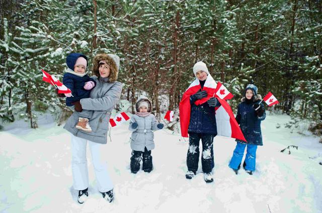 With increased BC Family Benefit, more than 285,000 families to see payments in bank accounts - https://cdn.connectfm.ca/D8047C6B-D5CE-4B6D-B318-4C6446227CAA_Story2499328_3337945.jpg