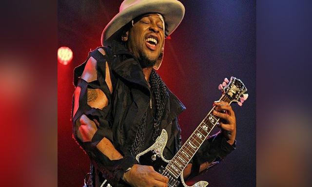 Grammy Award winning singer D'Angelo passed away at the age of 51 - https://cdn.connectfm.ca/DAngelo.jpg