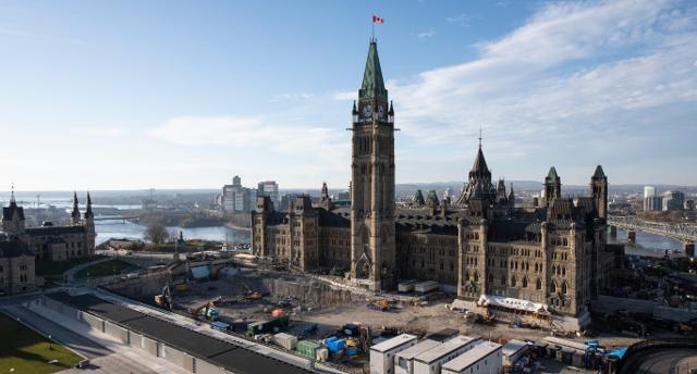 Ottawa man charged with threatening Parliament Hill, embassies: RCMP - https://cdn.connectfm.ca/DCD02C2E-6185-4329-BF88-A415B180D481_Story2148823_3029761.jpg