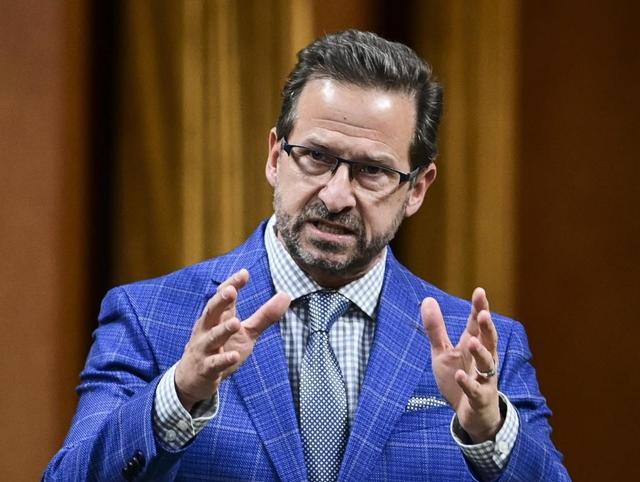 Bloc leader slams Trudeau over 'unacceptable' handling of COVID-19 vaccine orders  - https://cdn.connectfm.ca/DDE531BE-88FF-45D7-9087-44E93766F63E_Story924034_1334936.jpg