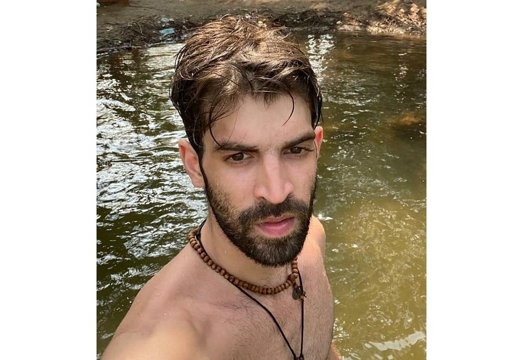 actor-dalip-tahils-son-dhruv-arrested-for-purchasing-drugs