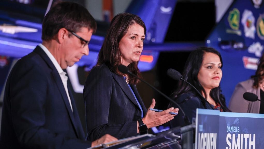 smith-focus-of-rivals-debate-criticism-deemed-ucp-leadership-front-runner