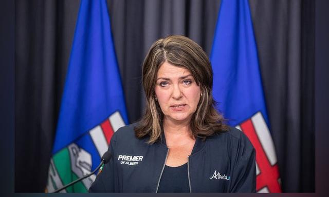 Alberta taking federal government to court over revised impact assessment law - https://cdn.connectfm.ca/Danielle-Smith_2024-07-26-183349_kcqh.jpg