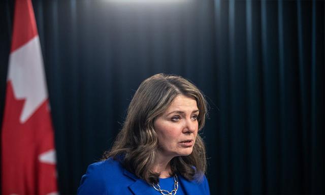 Alberta premier to give live address on province's 'path forward' with Ottawa - https://cdn.connectfm.ca/Danielle-Smith_2025-05-05-170114_sxyb.jpg
