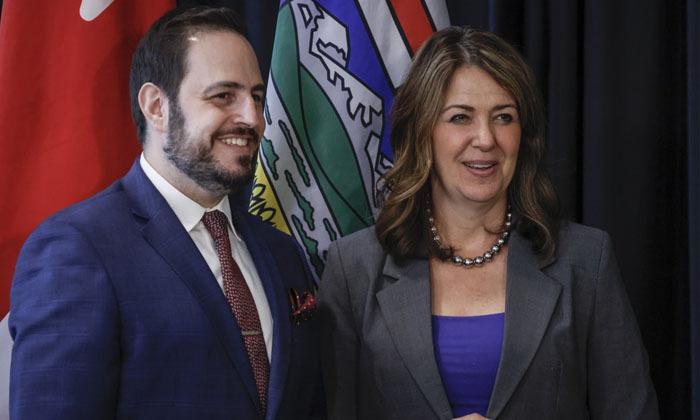 alberta-government-pauses-ban-on-school-library-books-with-sex-content