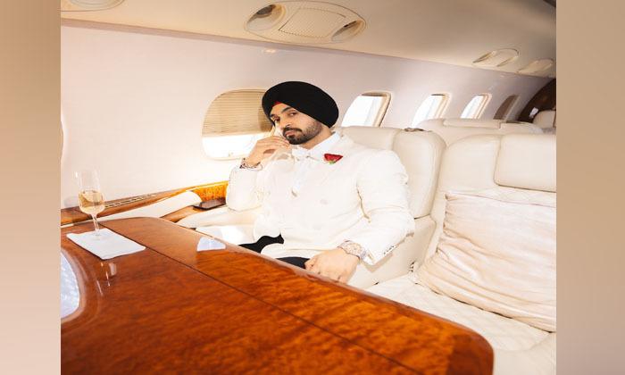 levis-picks-diljit-dosanjh-as-their-global-brand-ambassador