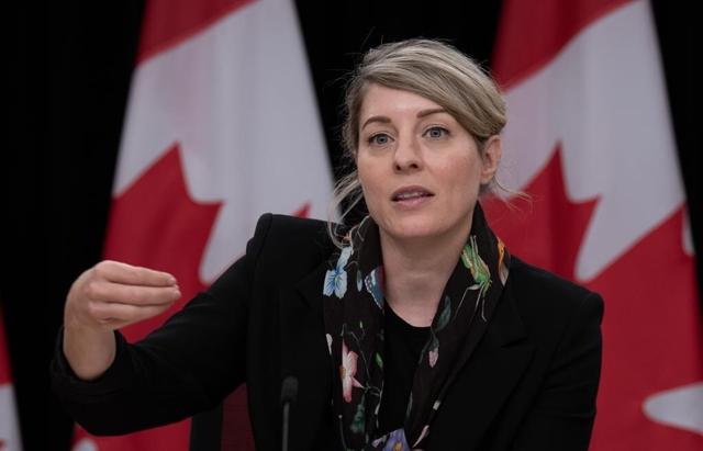 Canadians will soon be evacuated from Gaza: Foreign Minister - https://cdn.connectfm.ca/E1CE659B-36BC-4F49-A01C-995628DCD5BC_Story2642590_3498744.jpg