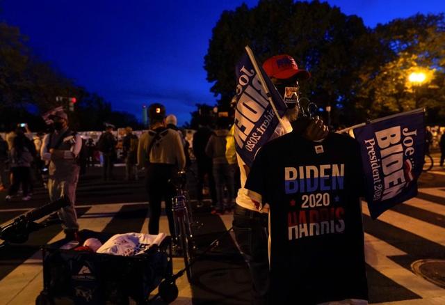 Biden leads Trump in Pennsylvania's vote count - https://cdn.connectfm.ca/E2FED3B0-3165-4D34-B54E-79BBF5BE0DFD_Story895165_1291798.jpg