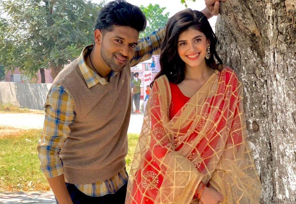 guru-randhawa-sanjana-sanghi-are-a-couple