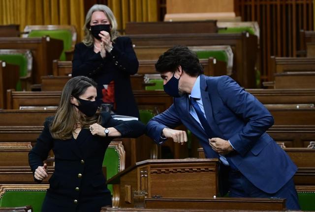 Canadian Armed Forces sending personnel to Nova Scotia: PM Trudeau - https://cdn.connectfm.ca/E8BB039E-F940-444C-B261-565F6080DEA0_Story1166957_1691490.jpg