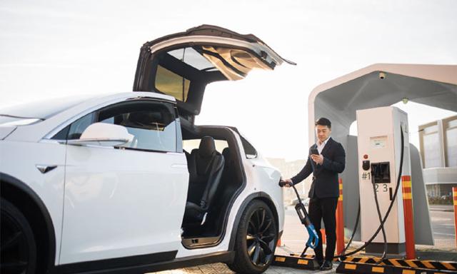BC Government Considers Ending EV Rebate Program Amid Budget Shortfall - https://cdn.connectfm.ca/EV-cars.jpg