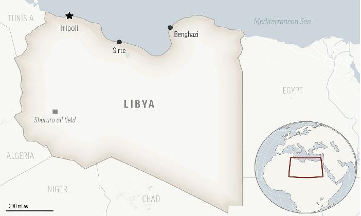 boat-carrying-egyptian-migrants-to-europe-capsizes-off-libyan-coast-killing-12