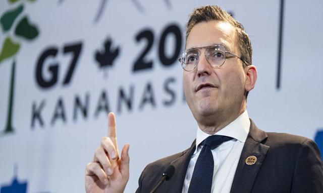 Canada rules out ban on X amid international scrutiny over deepfake content, minister says - https://cdn.connectfm.ca/Evan-Solomon.jpg
