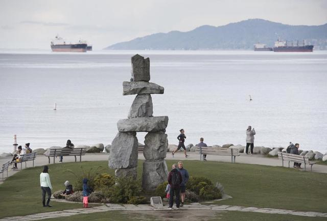 High tempratures in forecast for parts of B.C., heat warnings issued - https://cdn.connectfm.ca/F32B95B3-CD0D-480E-9FB0-530E5107C6E1_Story733596_1062383.jpg