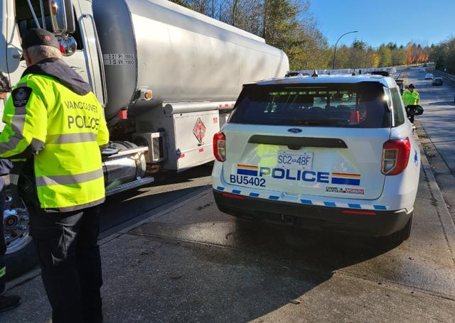 Burnaby RCMP’s 2022 commercial vehicle enforcement: By the numbers - https://cdn.connectfm.ca/F6A6003A-E6B2-41A5-A843-94EB8DBF2C98_Story2166550_3047769.jpg