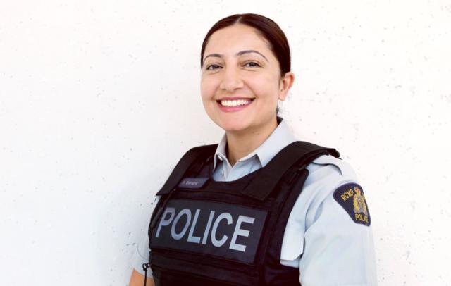 Surrey RCMP introducing media relations officer Sarabjit Sangha - https://cdn.connectfm.ca/F7DF5F58-7243-4C1A-A2A8-47D7A319875E_Story1157650_1678621.jpg