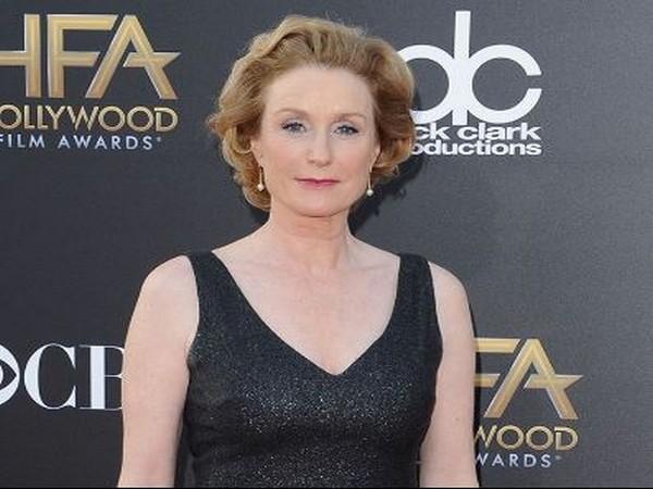 'Gone Girl' actor Lisa Banes dies 10 days after hit-and-run - https://cdn.connectfm.ca/FF223742-74F5-4519-8DDF-3A2F3C74397F_Story1250748_1811194.jpg