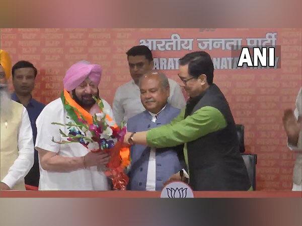 amarinder-singh-joins-bjp-also-merges-punjab-lok-congress-with-the-party