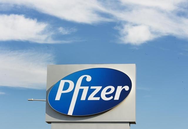 UK authorizes Pfizer coronavirus vaccine for emergency use - https://cdn.connectfm.ca/Health-Canada-expects-first-COVID-19-vaccine-to-be-approved-next-month.jpg