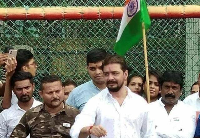 Hindustani Bhau arrested after using ambulance to reach protest site amid curfew - https://cdn.connectfm.ca/Hindustani-Bau.jpg