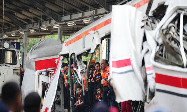 Rescuers work to reach three trapped after fatal train crash near Jakarta - https://cdn.connectfm.ca/Indonesia.jpg