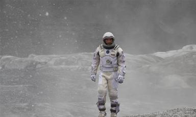 interstellar-is-back-in-cinemas-due-to-public-demand