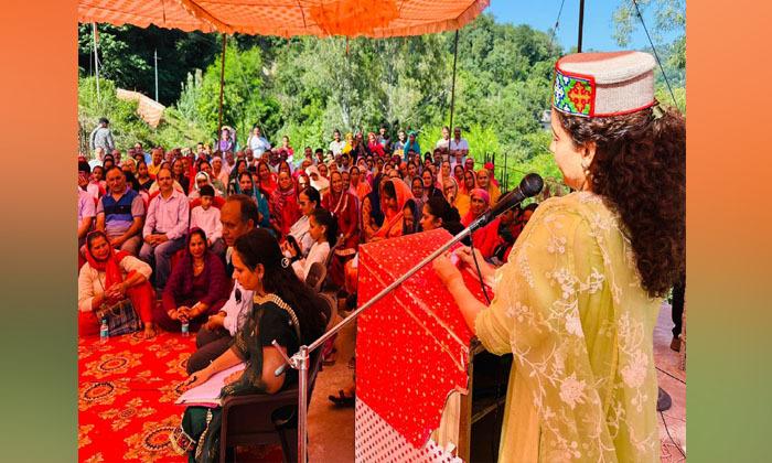 kangana-ranaut-indirectly-called-punjabi-youth-drug-addicts