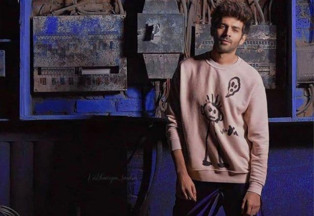 Kartik Aaryan tests positive for Covid-19 - https://cdn.connectfm.ca/Kartik-Aryan.jpg
