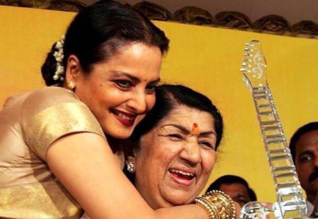Lata Mangeshkar launches Marathi album - https://cdn.connectfm.ca/Lata-Mangeshkar.jpg