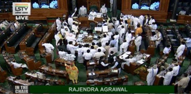 Monsoon Session: LS adjourned till 2 pm amid Opposition uproar - https://cdn.connectfm.ca/Lok-Sbhaa-5th-Aug.jpg