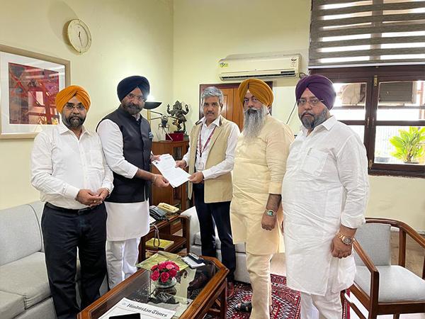 bjp-leader-manjinder-singh-sirsa-meets-mea-joint-secy-requests-to-summon-pak-envoy-over-abduction-of-sikh-woman-in-pakistan